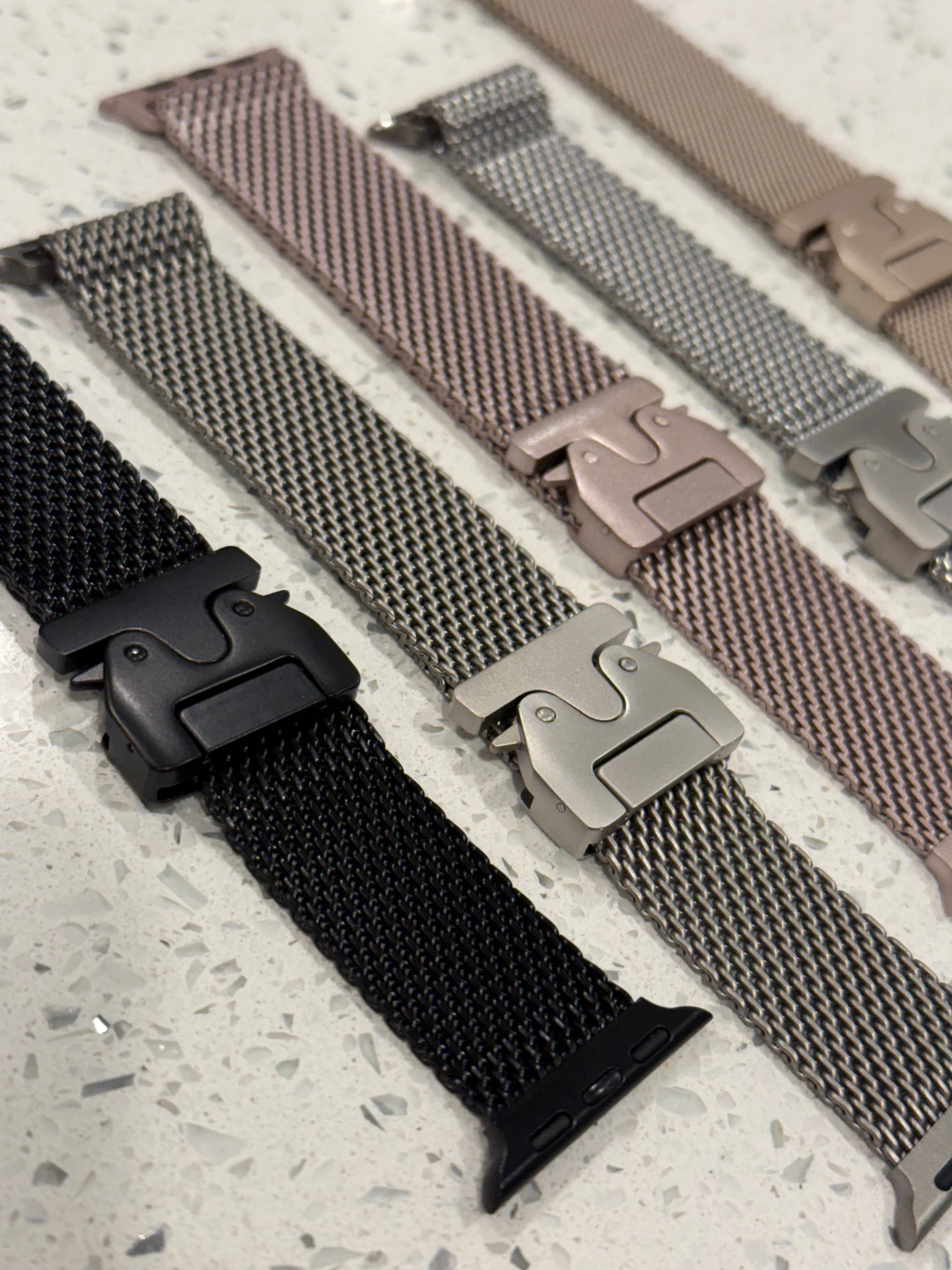 Milanese stainless steel buckle band